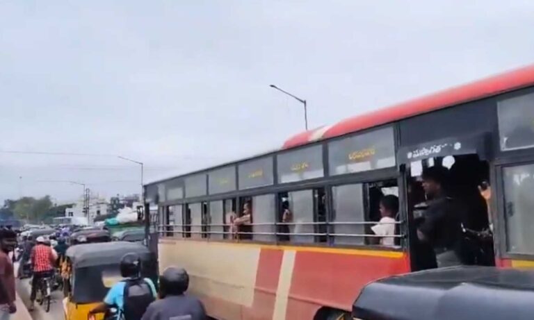 Hyderabad Vijayawada highway traffic jam