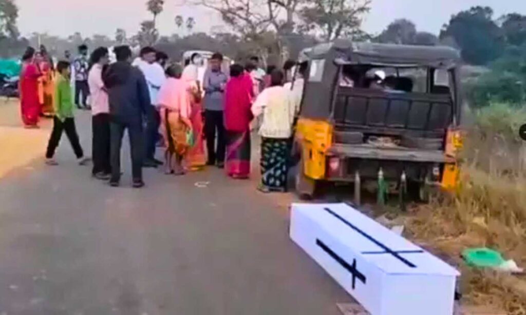 pregnant woman body stopped