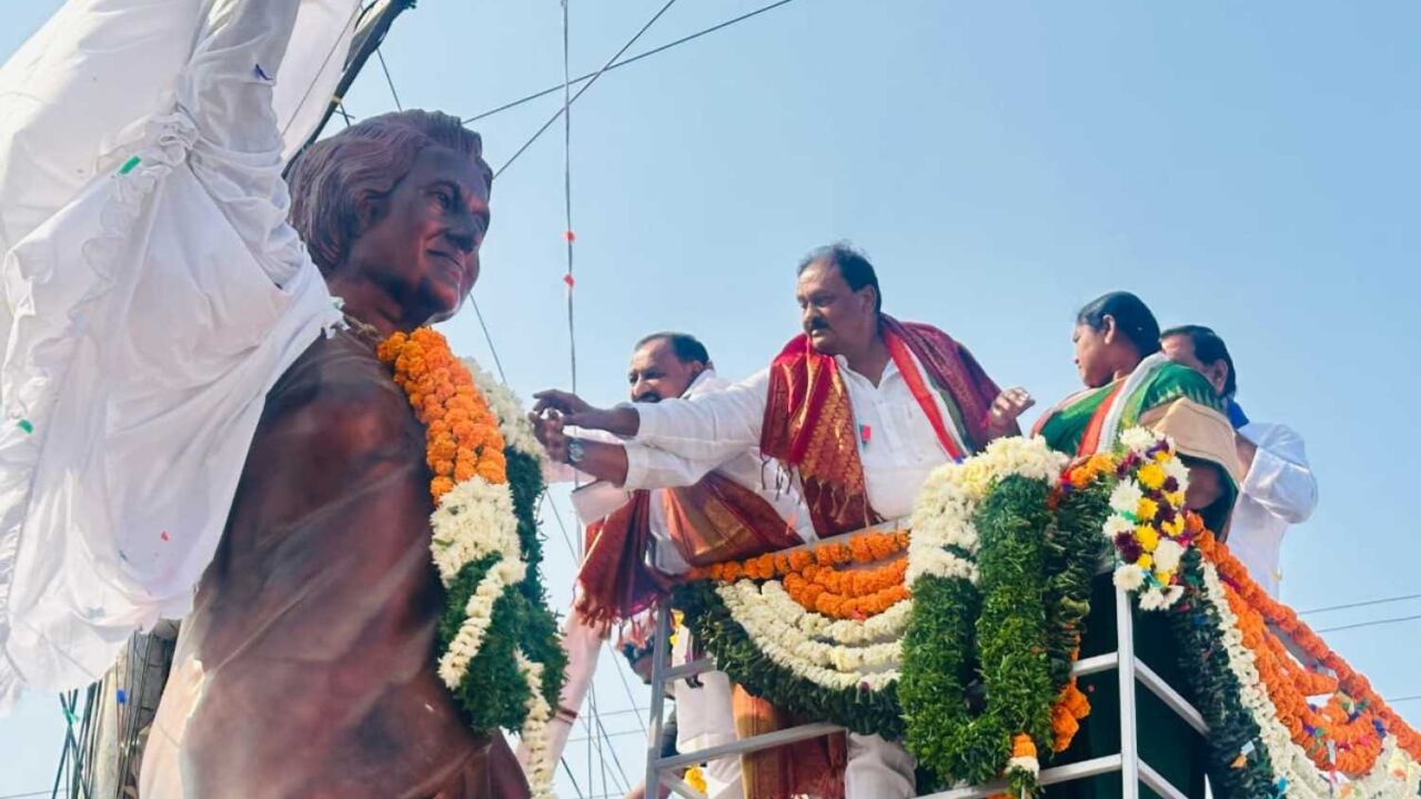 Congress recalls Indira Gandhi’s welfare vision