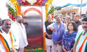 Mahabubnagar development works launched by Komatireddy