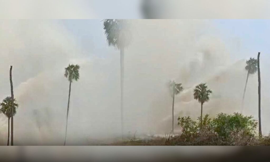 Metro water pipeline burst causes water loss near Karimnagar