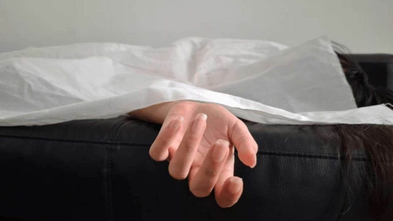 JNTU student suicide in Vizianagaram hostel