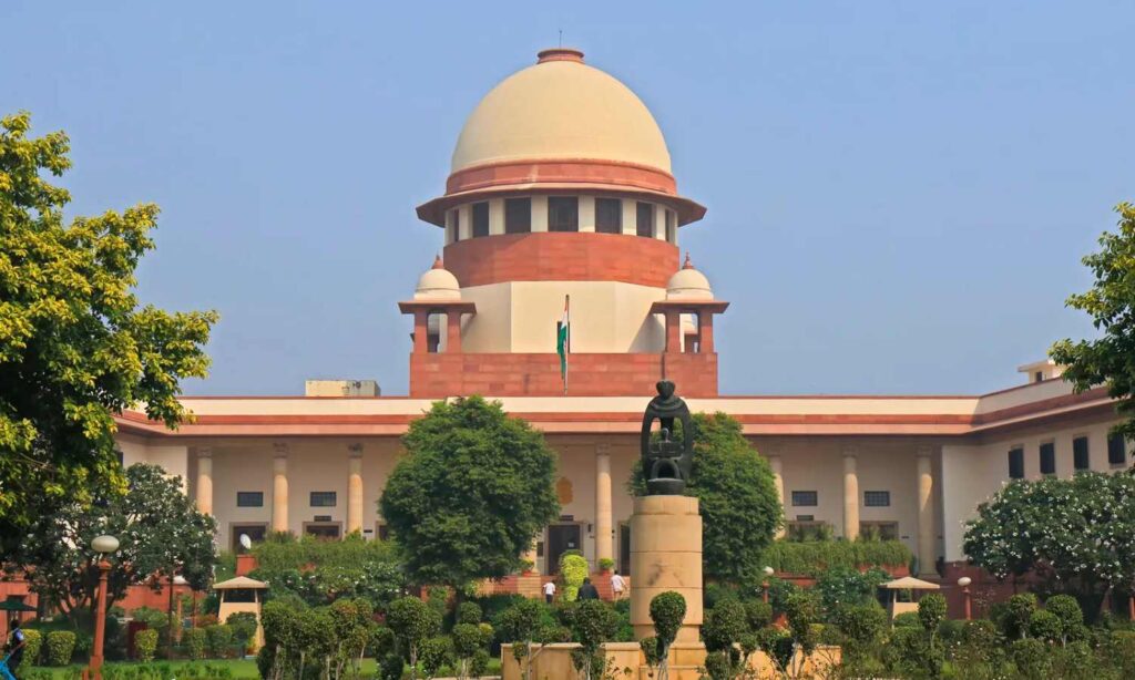 Defection MLAs case: Supreme Court warns Speaker