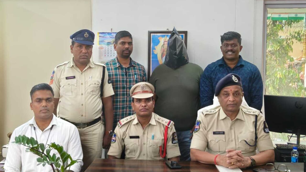 Chikkadpally false theft case detected