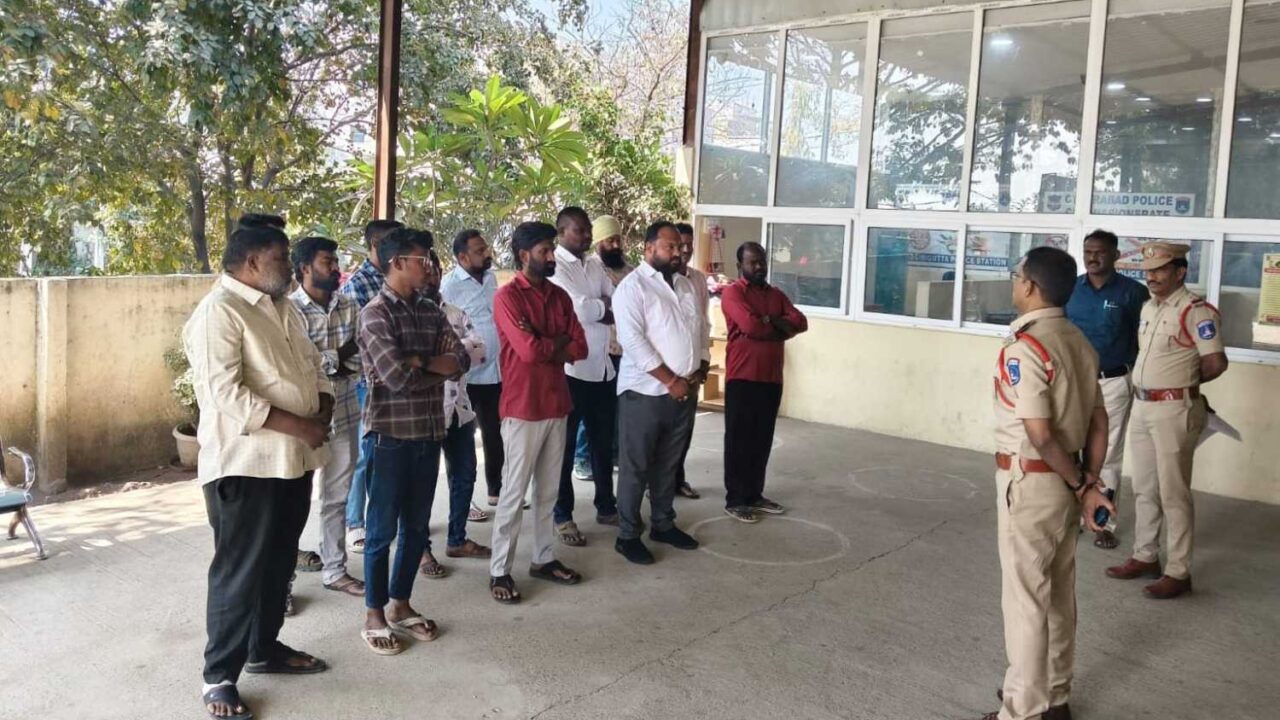 Jagadgirigutta rowdy sheeters warned by police