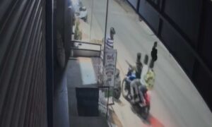 Midnight phone snatching caught on CCTV in BN Reddy