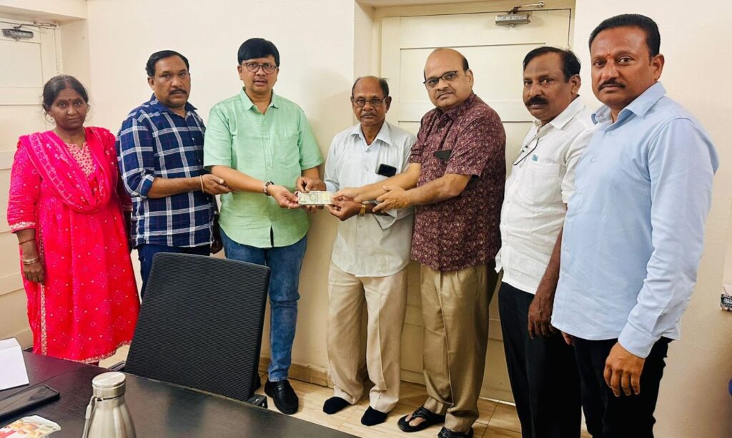 Swetha family aid reaches ₹1 lakh support