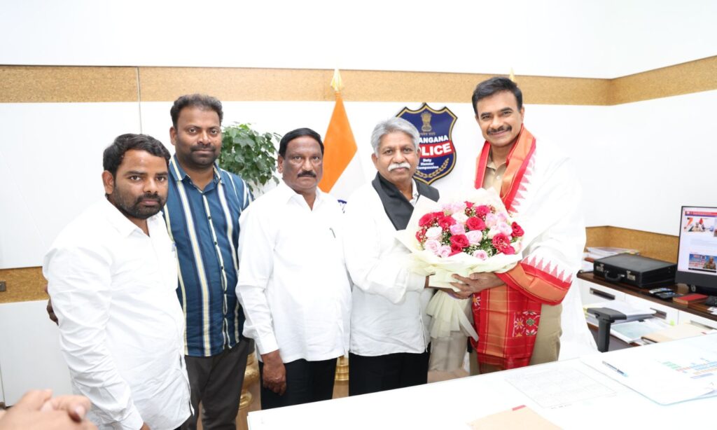 Manda Krishna meeting with Telangana DGP