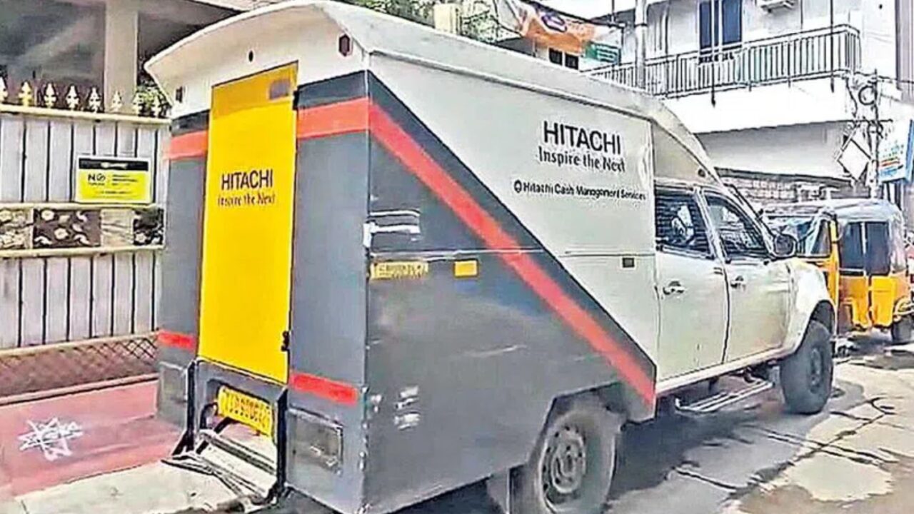 ATM cash theft: Driver flees with Rs 17 lakh