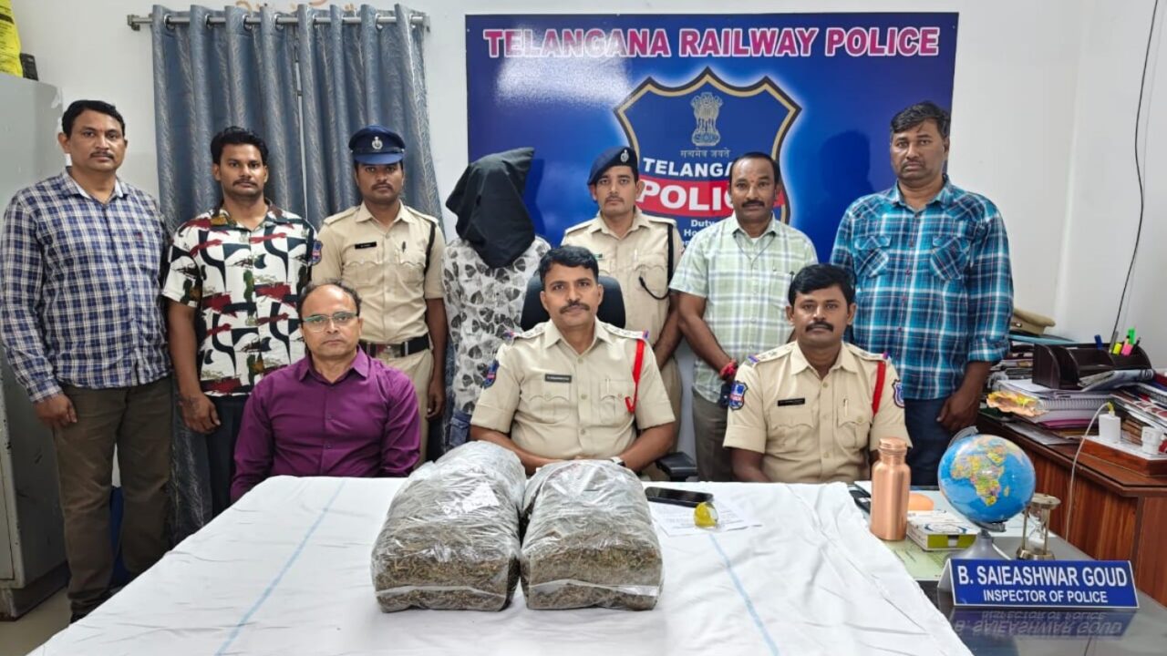 Interstate ganja smuggling racket busted