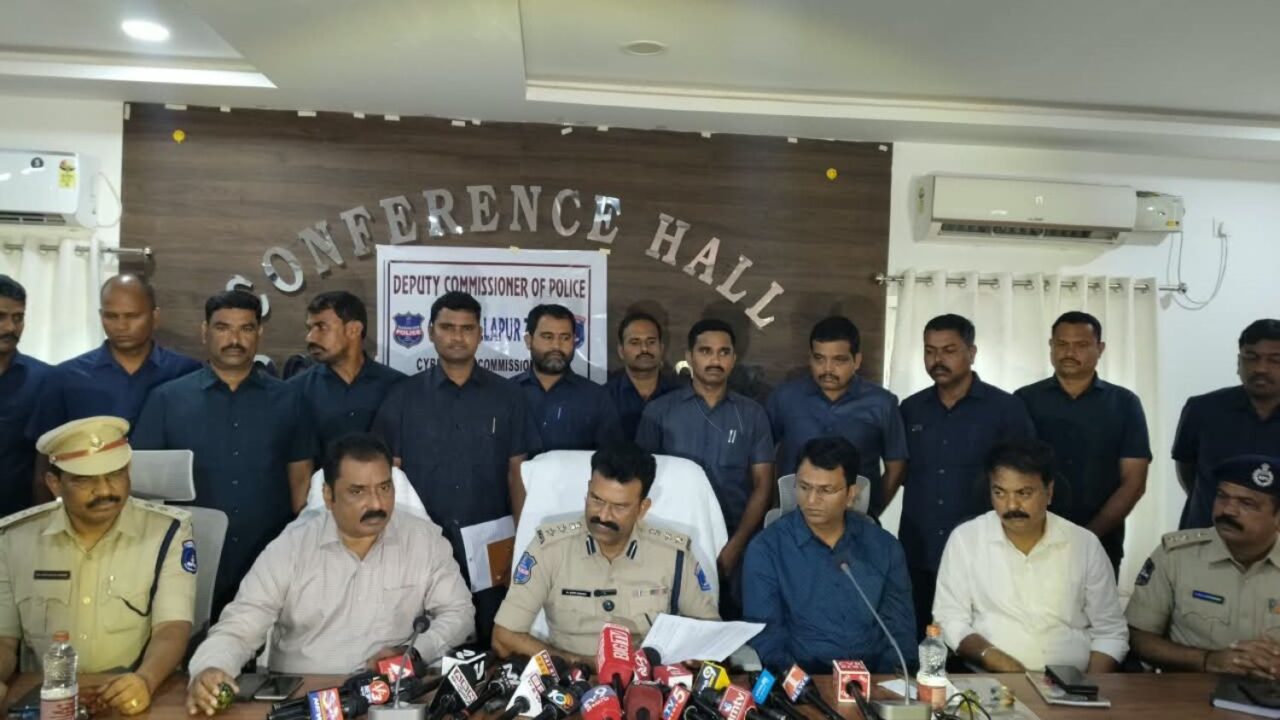 Fake doctors nabbed in Cyberabad clinic raids